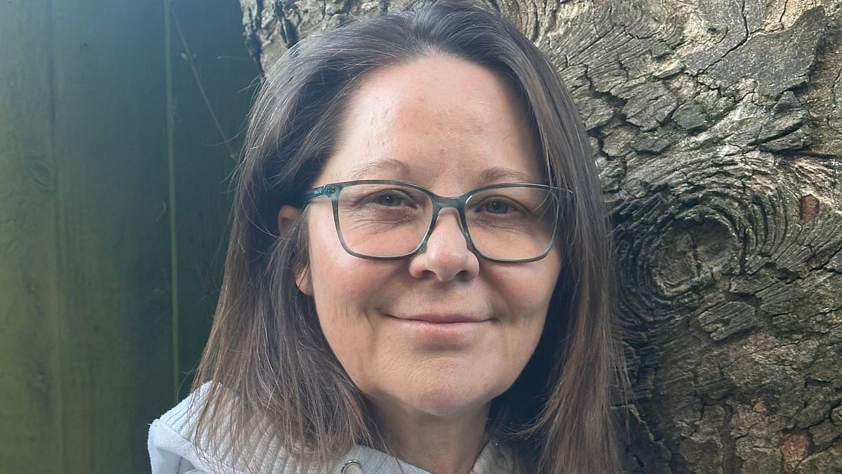 How to end the misery of hot flushes and sweating without HRT. Menopause left Helen a shell of herself until she found a surprising, inexpensive treatment. Now doctors reveal what works - and the natural route