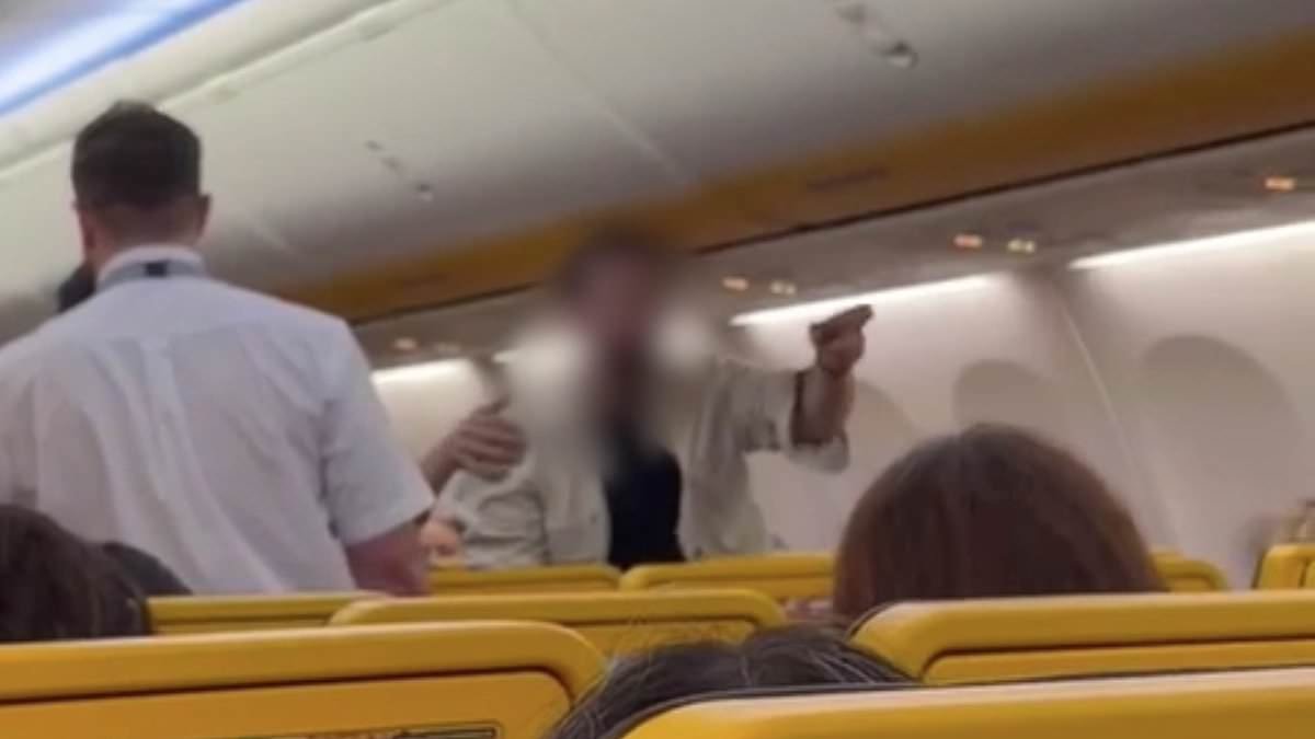 Ryanair jet carrying Brits to Ibiza is forced to reverse on runway after drunk passenger causes 'chaos' before take-off
