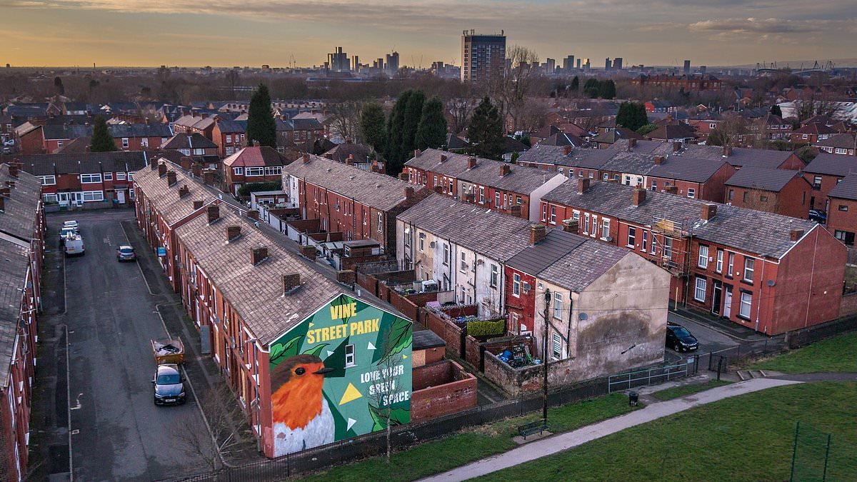 POLL OF THE DAY: Who do you think will win the Manchester by-election?