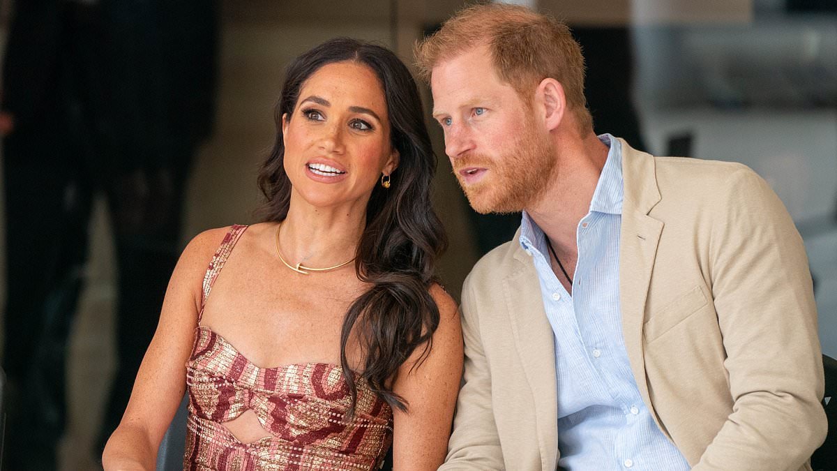 Harry and Meghan Markle's extremely lowkey entrance into Australia as Sussexes throw off royal pomp for 'everyday' commercial flight