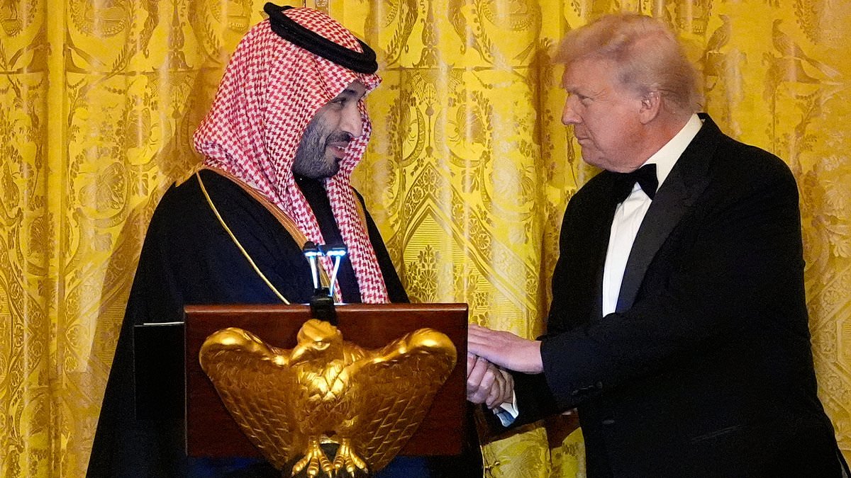 Keir Starmer urges Iran war 'de-escalation' in call with Mohammed bin Salman - amid claims Saudi leader has been urging Donald Trump to send in ground troops