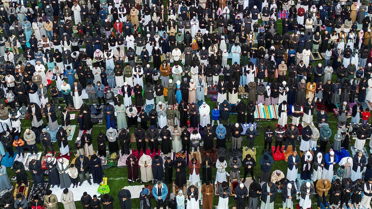 Eid brings 30,000 Muslims to Birmingham park in mass outdoor prayer to mark end of Ramadan