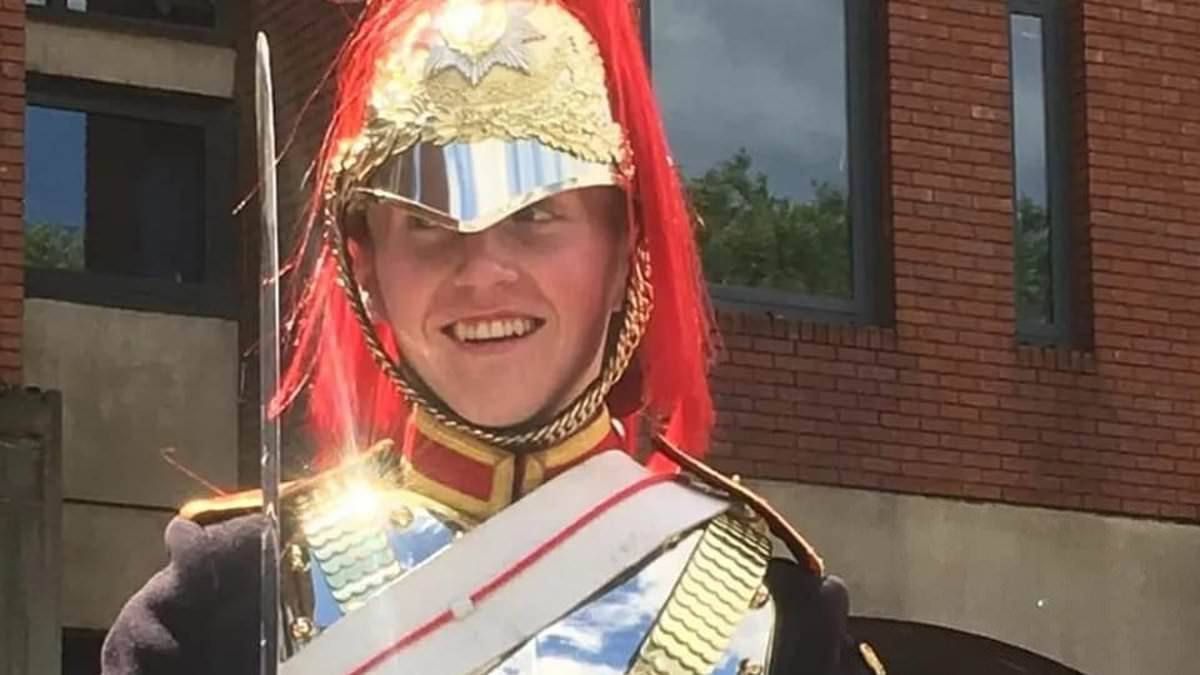 Teen soldier who was found dead after escorting Queen Elizabeth II's coffin 'absolutely hated' his posting in London, inquest told