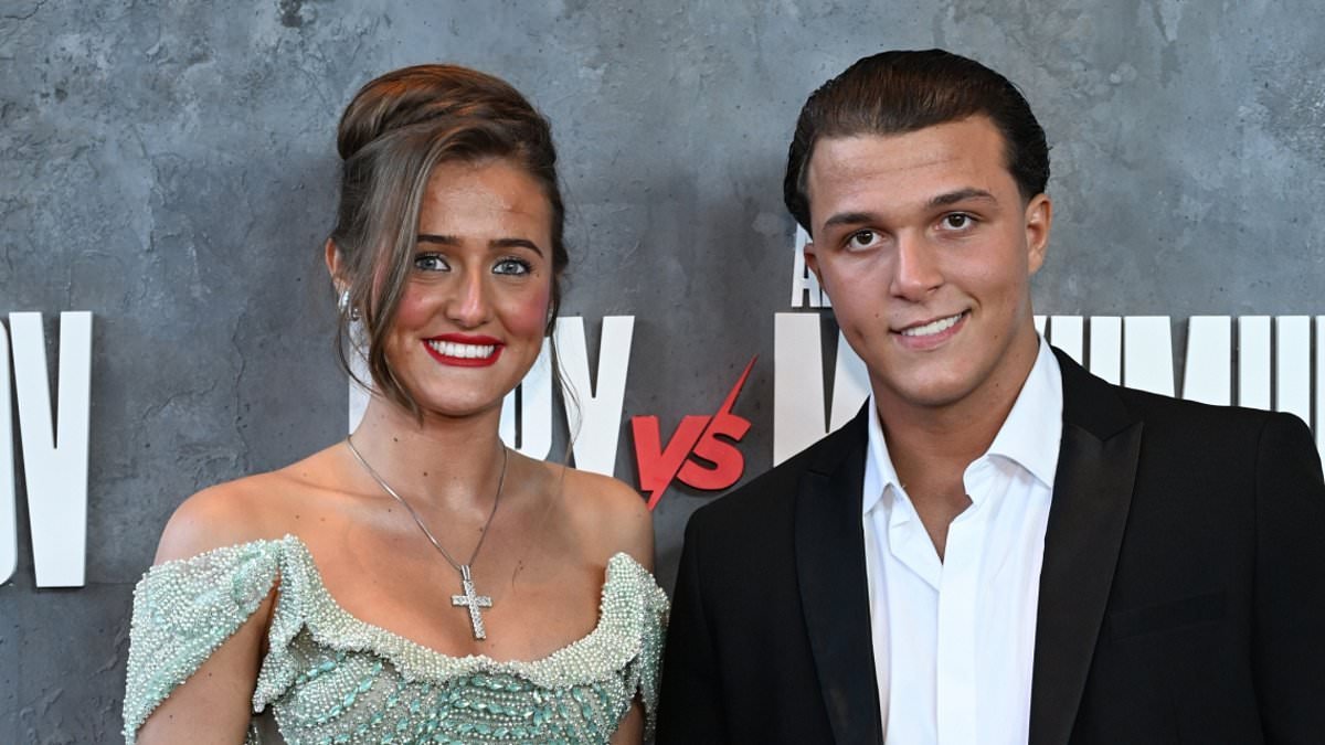Newly-engaged Venezuela Fury, 16, makes her first public appearance with fiancé Noah Price, 17, to watch her dad Tyson take on Arslanbek Makhmudov