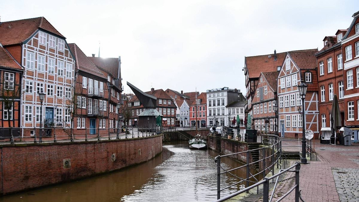 Eight revellers are rushed to hospital with breathing difficulties after nightclub pepper-spray attack in Germany