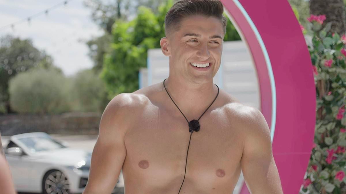 Love Island: All Stars' Sean Stone reveals his mum's savage response to his 'cringe' habit that 'gives girls the ick within five minutes of meeting them' as he returns to villa