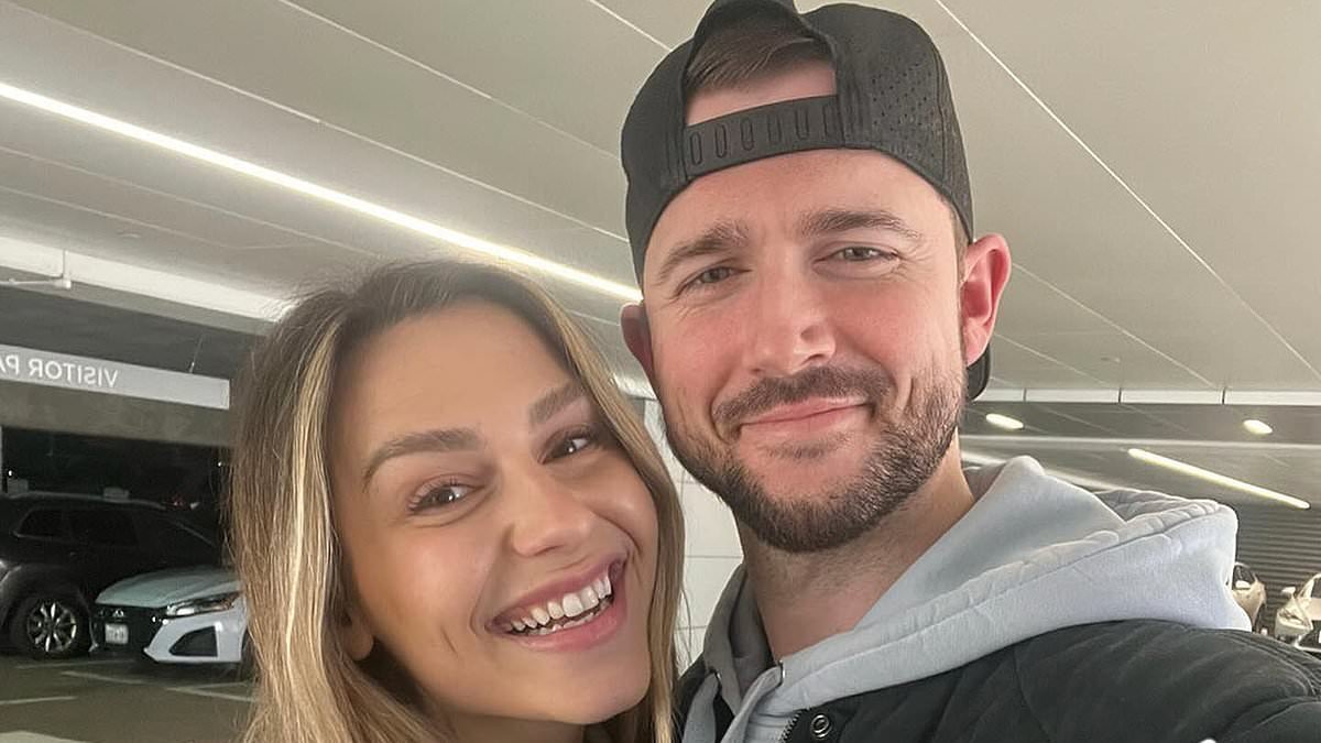 Influencer Nicole Faith and her former NFL star husband announce death of daughter: 'We miss you desperately'