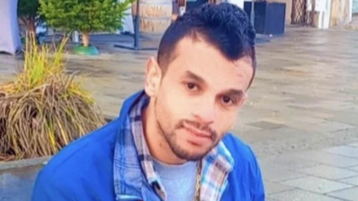 Pictured: Man, 30, stabbed outside primary school in Alum Rock as suspect, 32, is quizzed over 'murder'