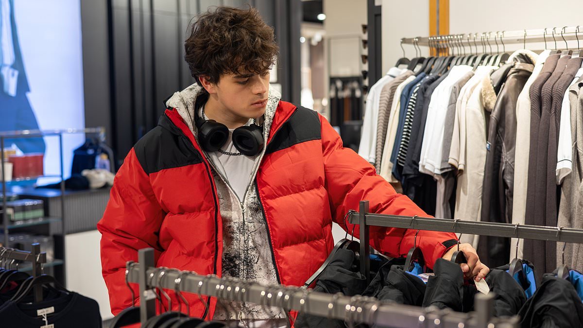 Generation Z avoid going to the shops because of 'checkout panic'