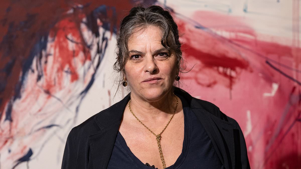 Why it's time to ask foreign tourists to pay to use our glorious museums - not well-off Brits as Tracey Emin claims: LIBBY PURVES