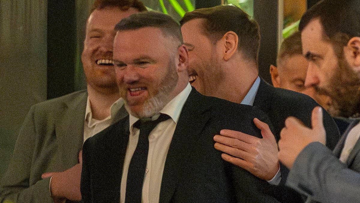Wayne Rooney 'parties with two mystery women until 3:00am' at boozy pre BRIT Awards bash in Manchester