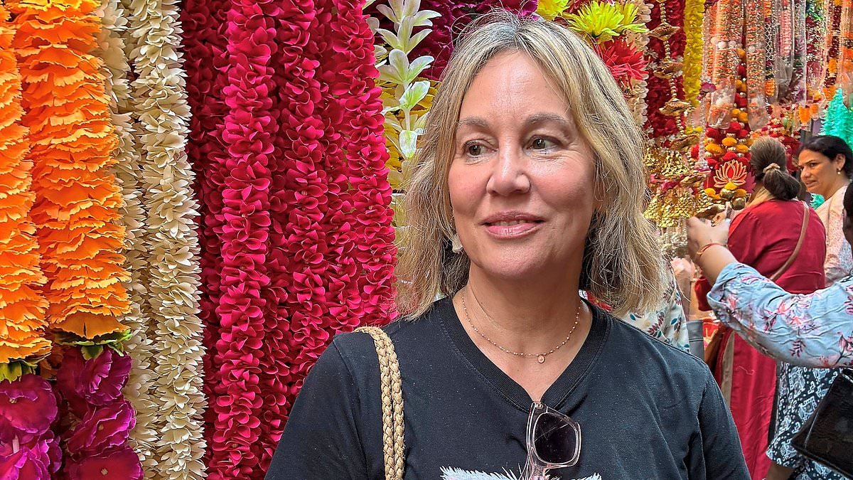 Last year my 27-year marriage ended, I lost my mum to dementia and I turned 60. So, can an Eat Pray Love trip to India help me embrace a future alone?