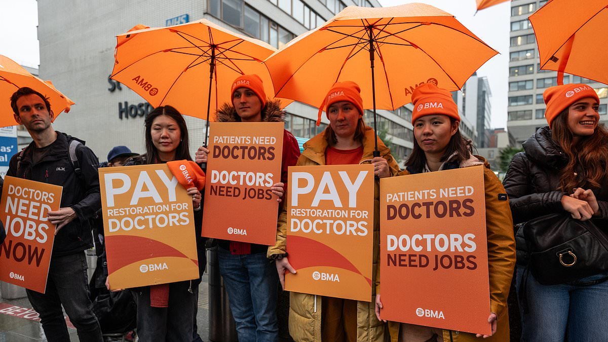 Wes Streeting strongarms striking resident doctors with a deadline to accept government offer - or risk losing it all