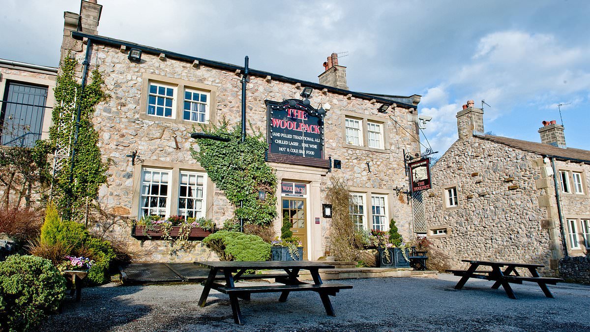 Emmerdale legend leaves soap after 12 years in tear-jerking scenes - starting a new life away from village 'full of bad memories'