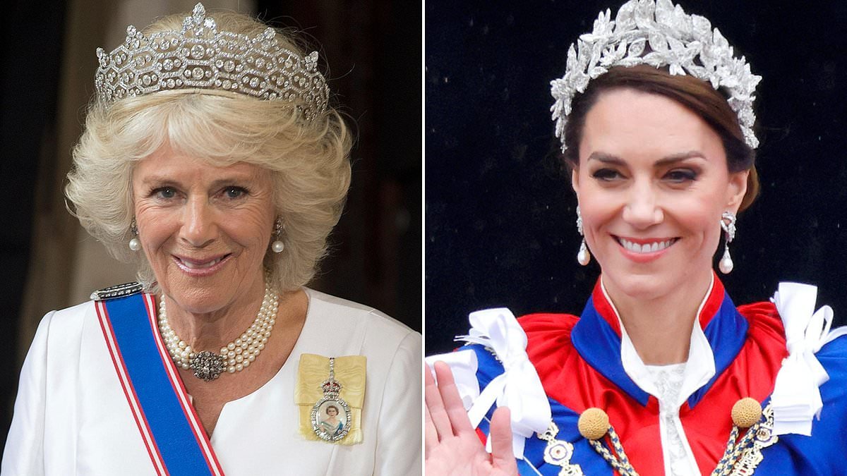 AMANDA PLATELL: Be careful Kate. You don't realise it, but your inner circle has inadvertently stabbed you in the back