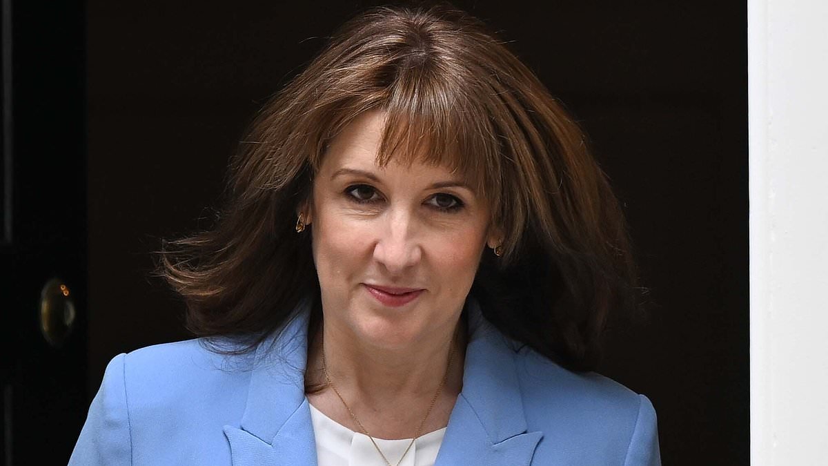Rachel Reeves admits Labour's decision not to back Donald Trump's 'illegal' strikes on Iran could harm UK-US trade talks - as experts warn President will slam brakes on deal