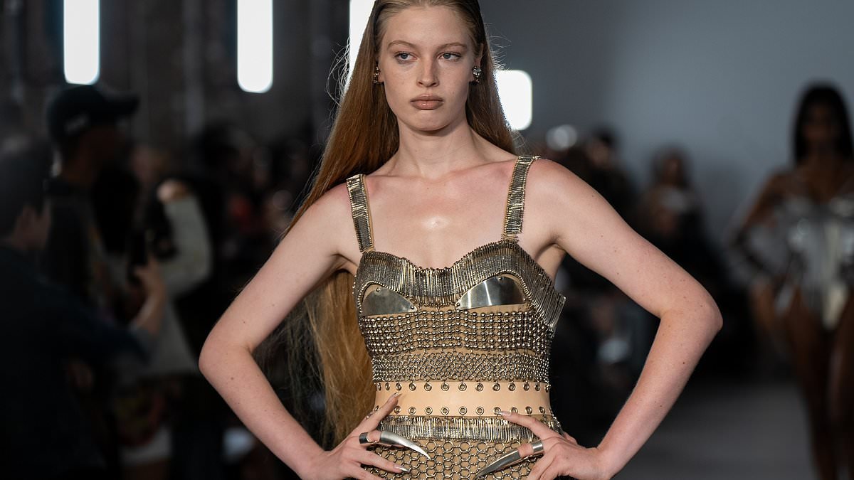 Elon Musk's transgender daughter recalls 'isolating' childhood spent in extreme wealth: 'Power corrupts people'