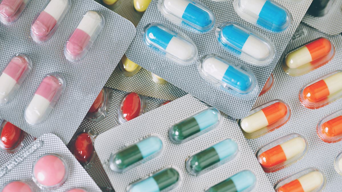 Painkillers prescribed to 4.5 million Britons slapped with addiction warning by health chiefs after drugs safety review