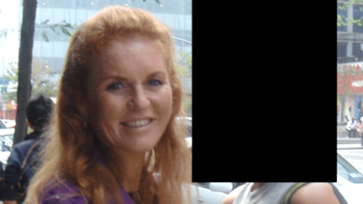 Sarah Ferguson told Jeffrey Epstein 'no woman has ever left the Royal family with her head' in email sent after her 2010 'cash for access' sting claiming she'd been 'hung out to dry'