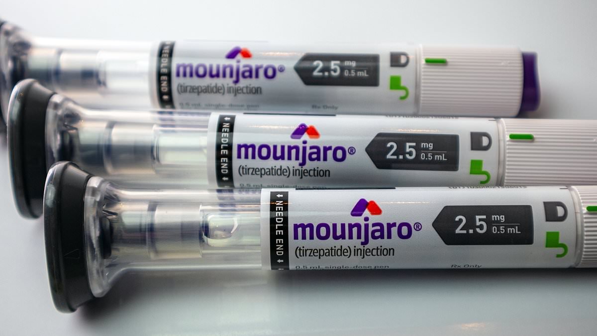 Health chiefs issue warning about fake Mounjaro pen being sold via online pharmacy: 'Do not use... potential for infection'