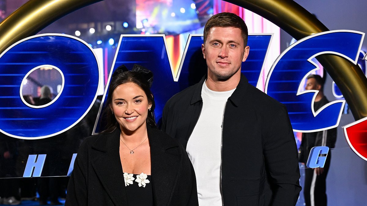 All the signs Dan Osborne and Jacqueline Jossa had quietly split - despite sharing happy family snaps