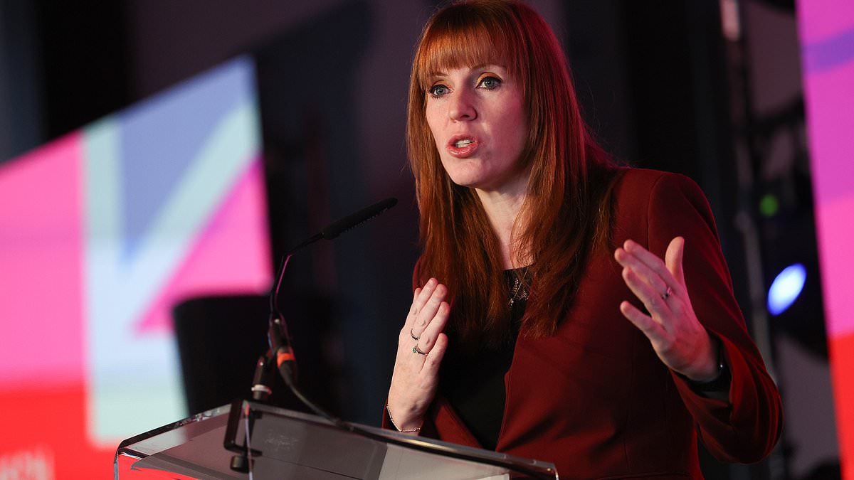Angela Rayner warns Starmer 'must do better' as allies say she is ready to fight Wes Streeting for No10 with PM's grip on power loosening and Burnham 'shut out'