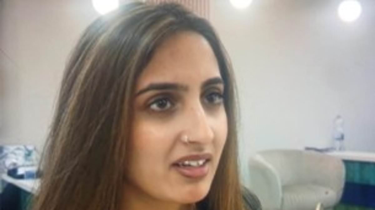 Urgent hunt for missing sisters, aged 10 and 16, who vanished from London on Friday