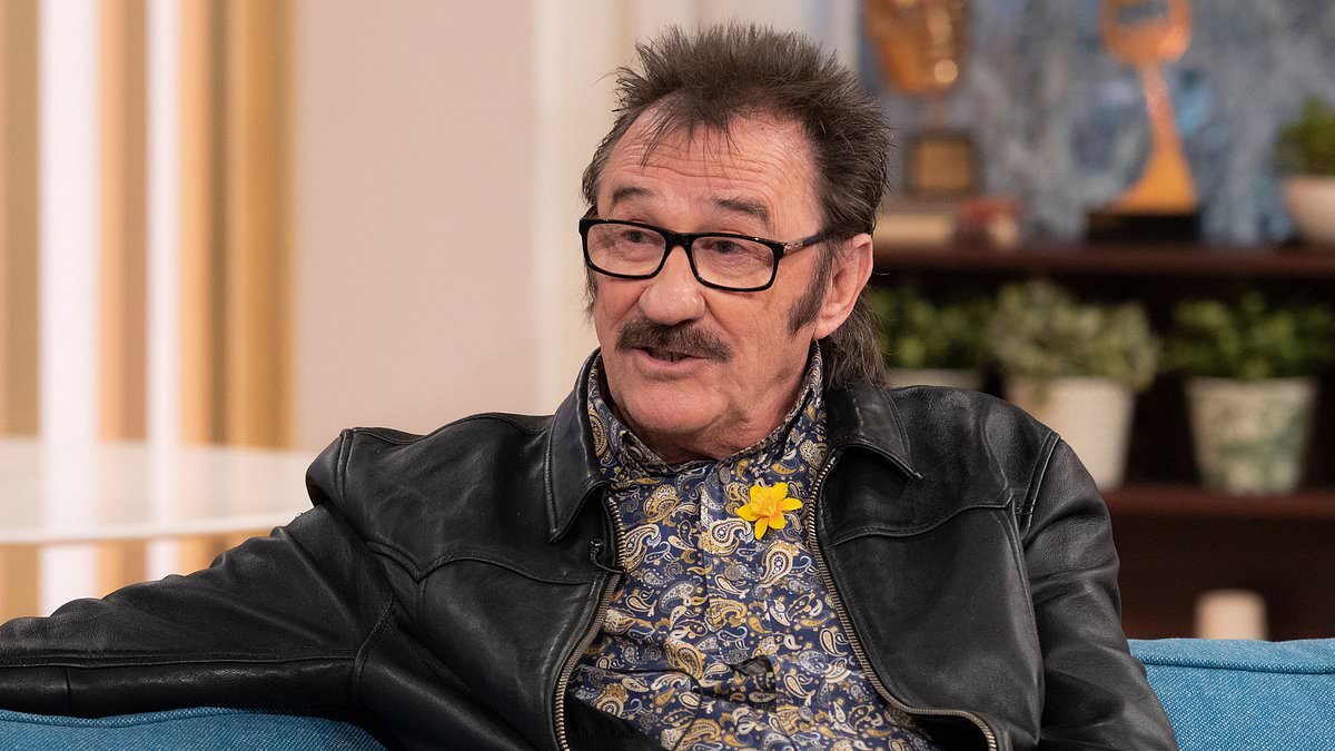 Paul Chuckle in row with eDreams after accidentally signing up for a subscription he can't cancel when he booked a flight in 2024