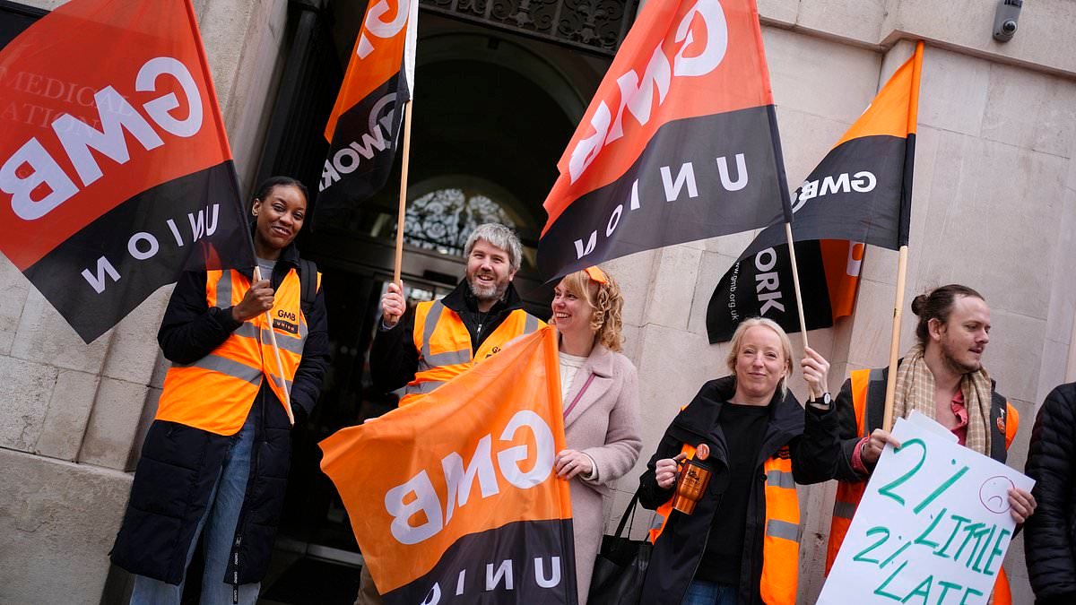 Doctors boast strike gives them 10 days off over Easter as Streeting accuses them of inflicting 'misery'