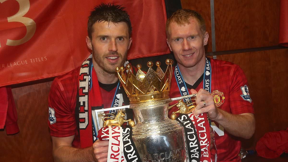 Paul Scholes tears into Michael Carrick and calls Man United 'c**p' under him in remarkable attack in now deleted post after his first defeat in eight games - despite playing together 160 times