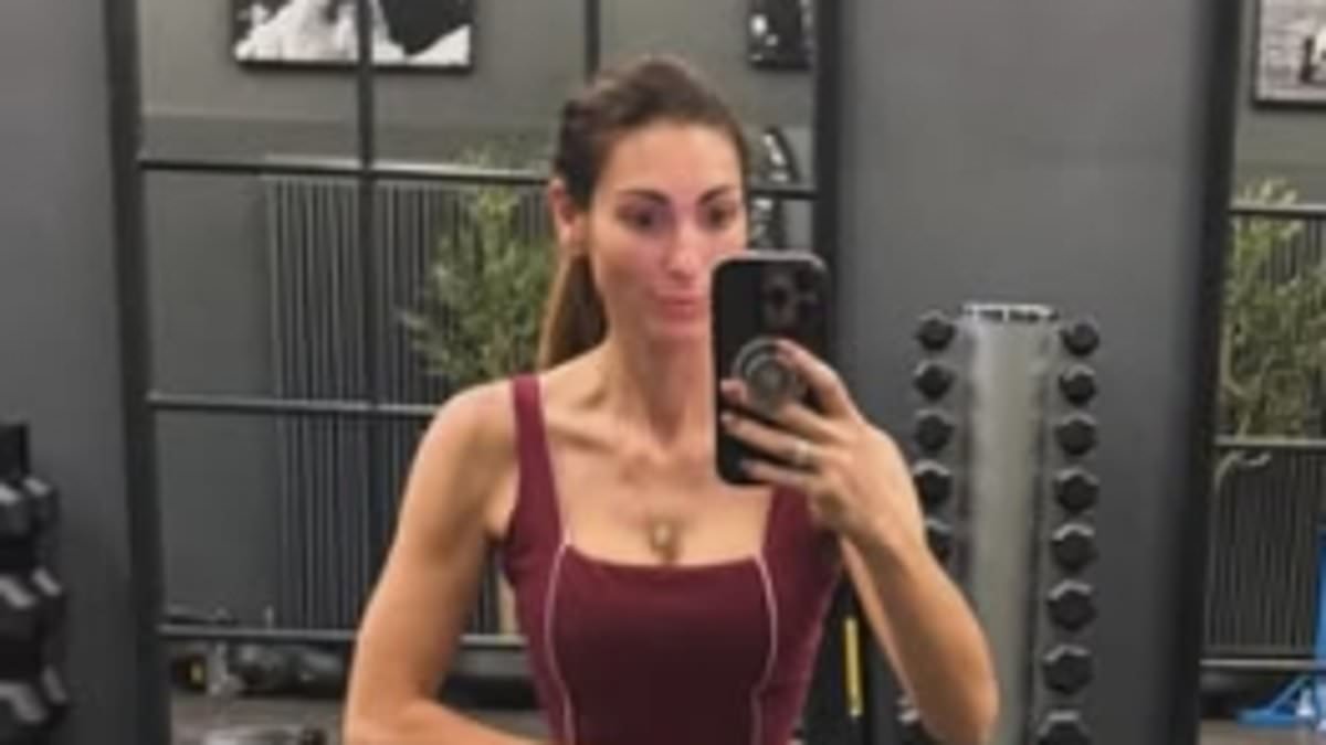 Luisa Zissman shows off her incredibly toned physique in skintight activewear after a PT session at her home gym in her £8m UK mansion after leaving Dubai