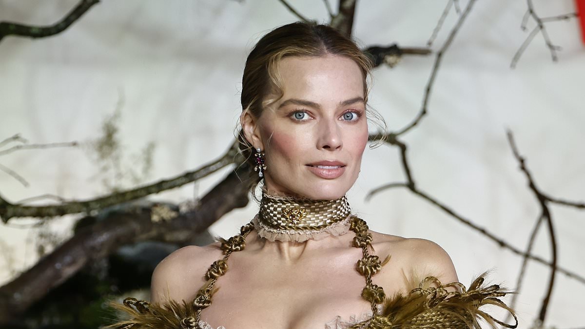 Margot Robbie's Wuthering Height premiere look featured HAIR braided into her gown and a bracelet made of the Brontë sister's locks ..... while the movie's set was inspired her skin