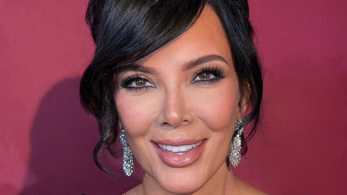 How 'unforgiving' was the lighting at the Vanity Fair Oscar party? How the stars' social media snaps compare to the red carpet after guests complained