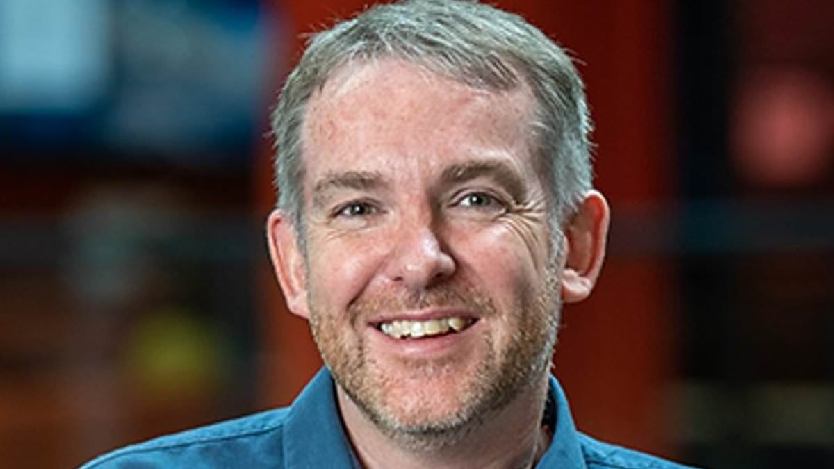 BBC announces interim director-general after Tim Davie quit over Donald Trump Panorama scandal