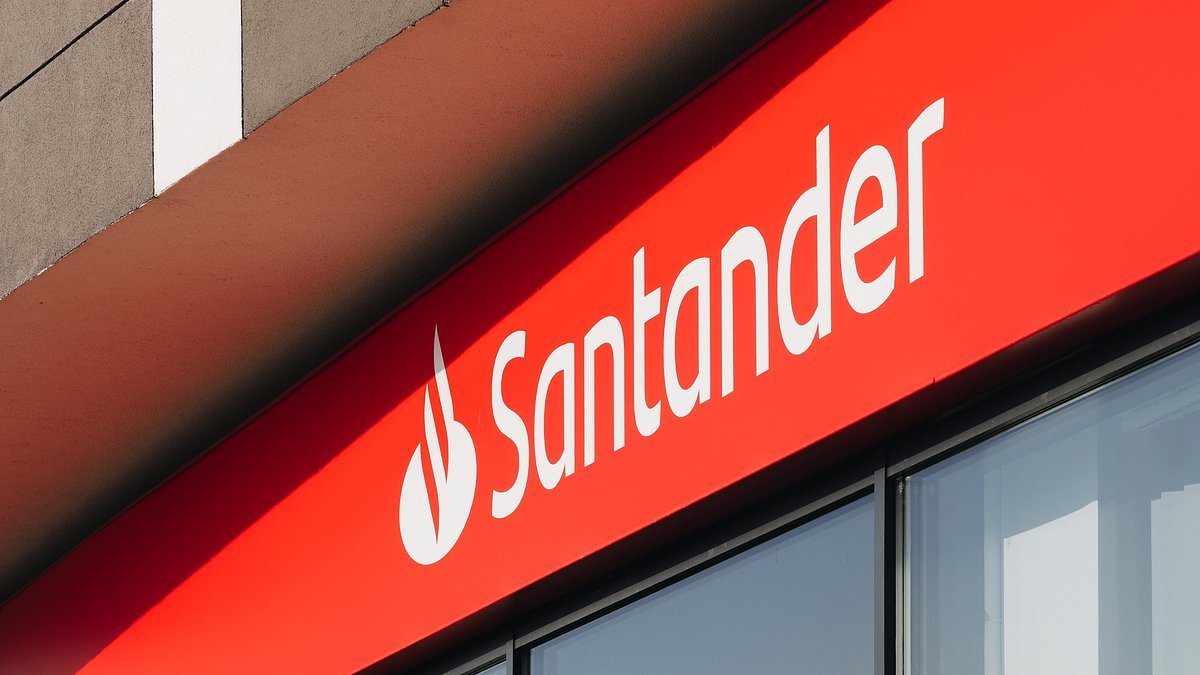 Santander offers £205 in cash and vouchers to switch current account