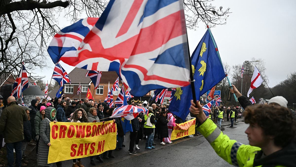 Thousands chant 'Keir Starmer's a traitor' as they march through Crowborough protesting against migrants at their town's former army camp