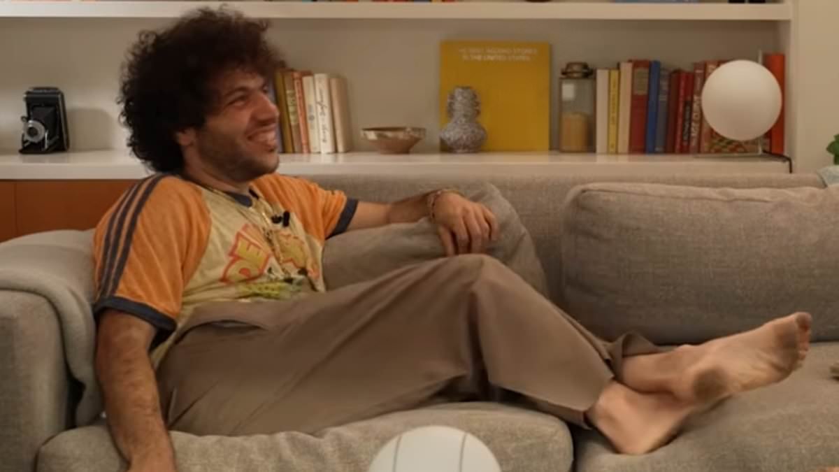 I've been with smelly, filthy men like Benny Blanco. Here's the sex truth no woman will admit... I'm going to sound SO unhinged saying this: JANA HOCKING