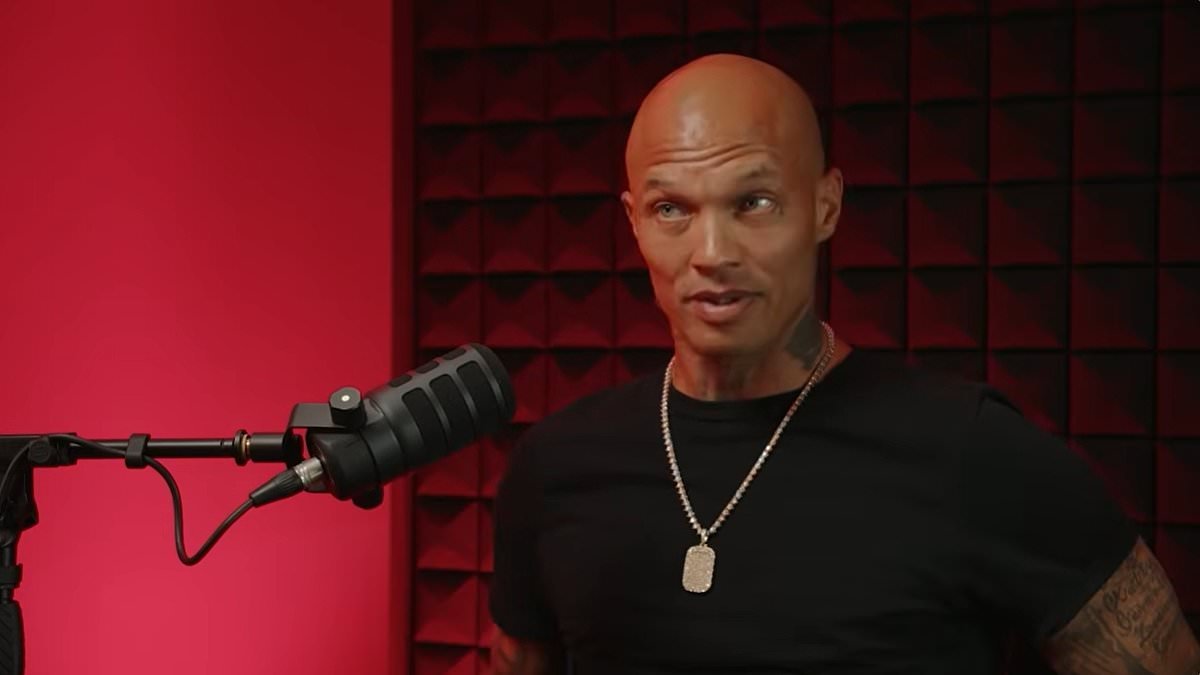 'Hot felon' Jeremy Meeks couldn't see his family in prison after superfans took too many visitor passes