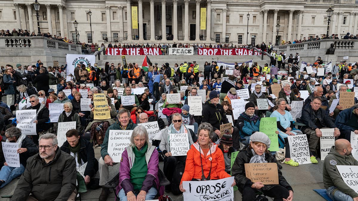 Police forces are failing to enforce the law to protect Jews from anti-Israeli attacks, warns terror watchdog