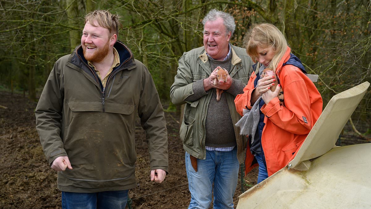 Jeremy Clarkson shares painful injury he suffered at Diddly Squat Farm with fans - before girlfriend Lisa Hogan chimes in with stinging response