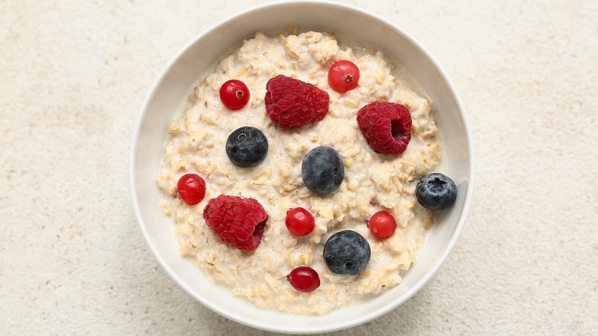 Eating porridge for just two days could slash bad cholesterol and protect heart health for six week, clinical trial proves