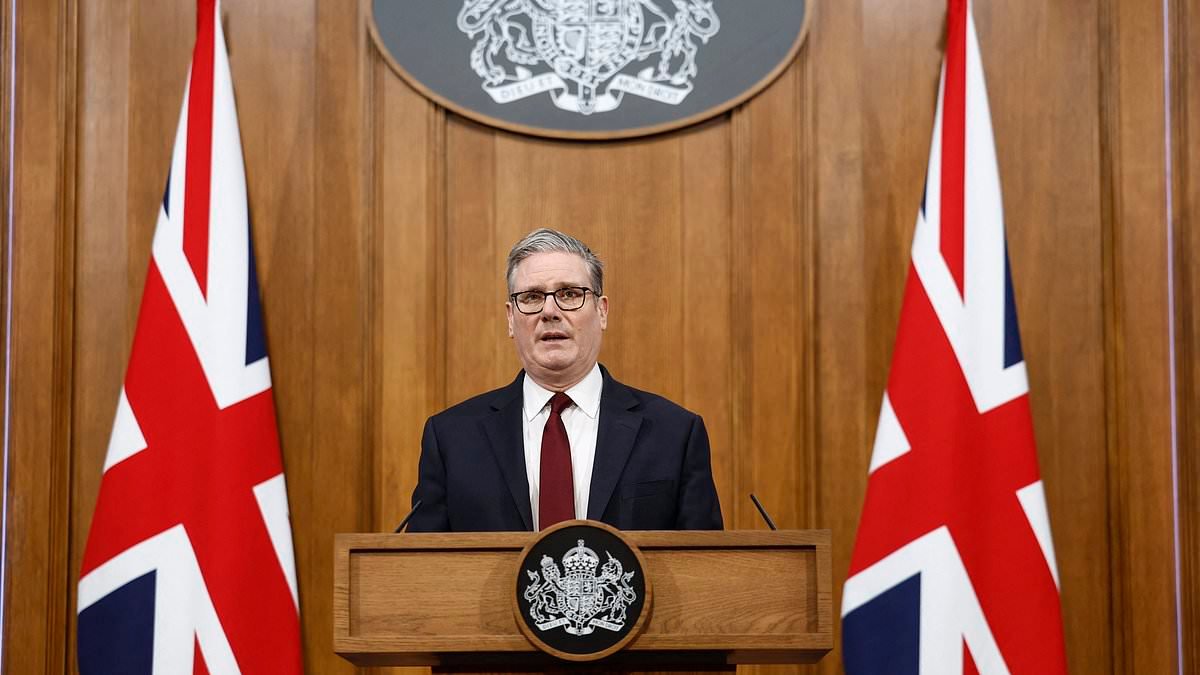 'We will not be drawn into the wider war': Starmer knocks back Trump's call for British ships in the Strait of Hormuz - despite president warning he 'will remember'