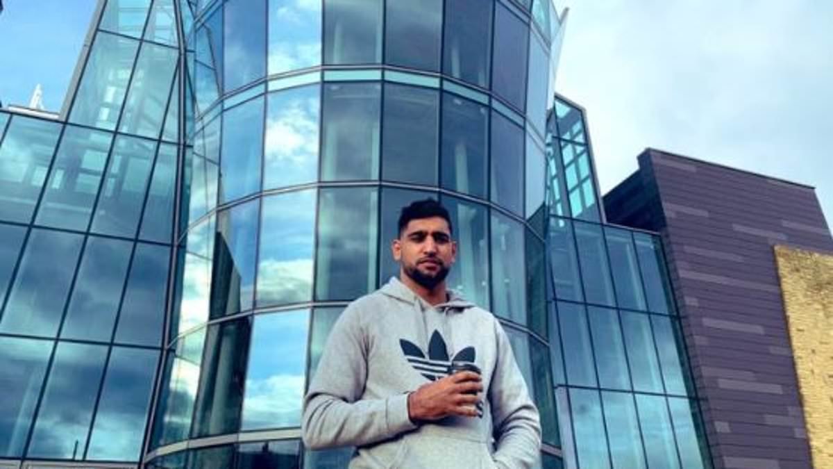 Amir Khan warns couples not to get married at his £11.5m wedding venue as he takes legal action in rent row with business partner