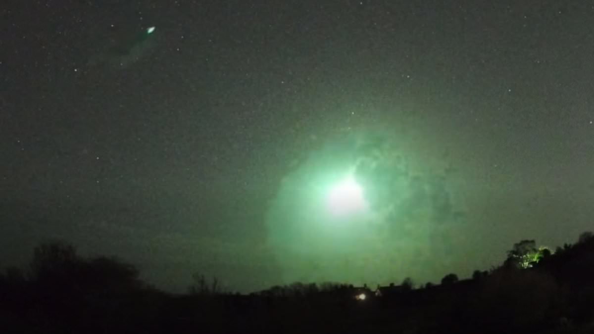 Huge GREEN fireball streaks across the sky over Britain - as baffled viewers mistake it for a rogue firework