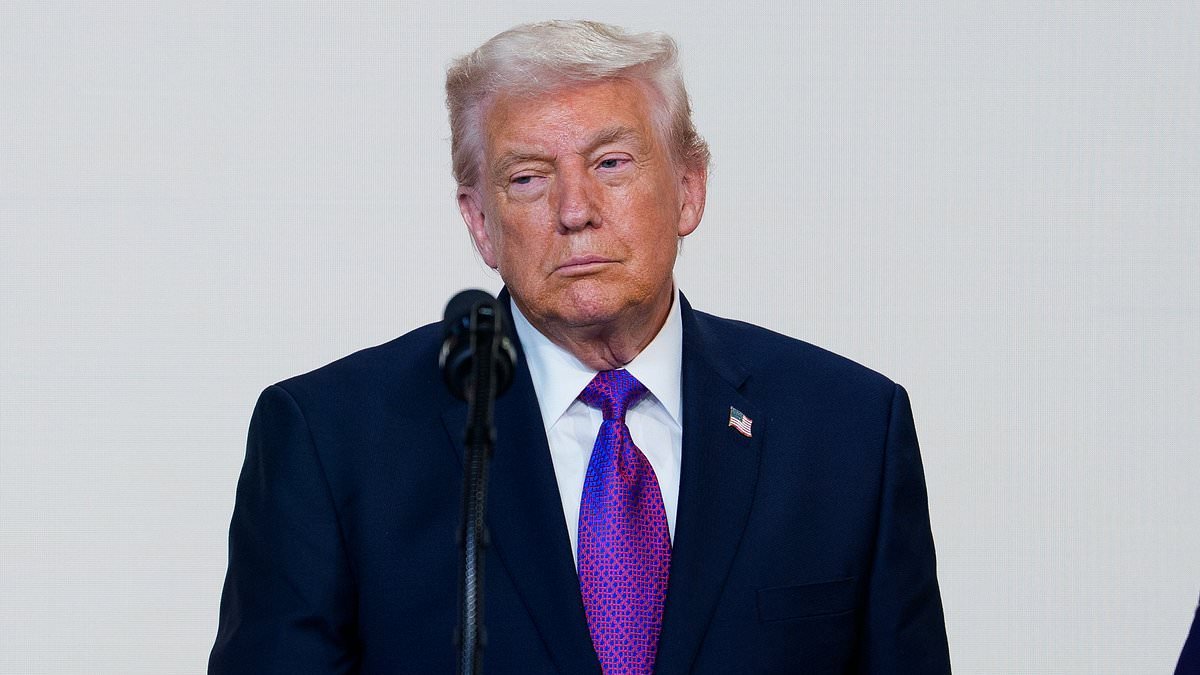 Trump heralds black support in cryptic post after Obama ape meme backlash