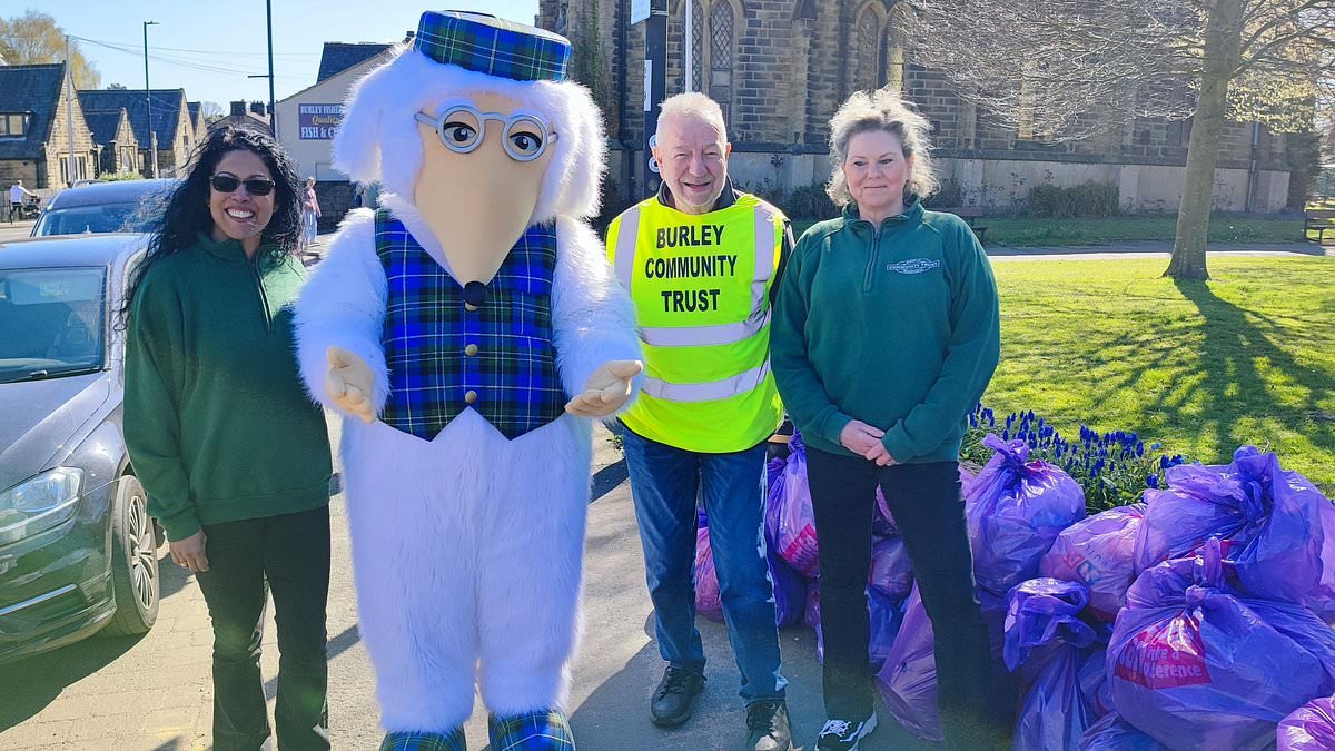 'Notwithstanding the killing, it was a successful litter pick': No-nonsense online update from Yorkshire Wombles who chanced upon a murder scene... but didn't let it put them off the job