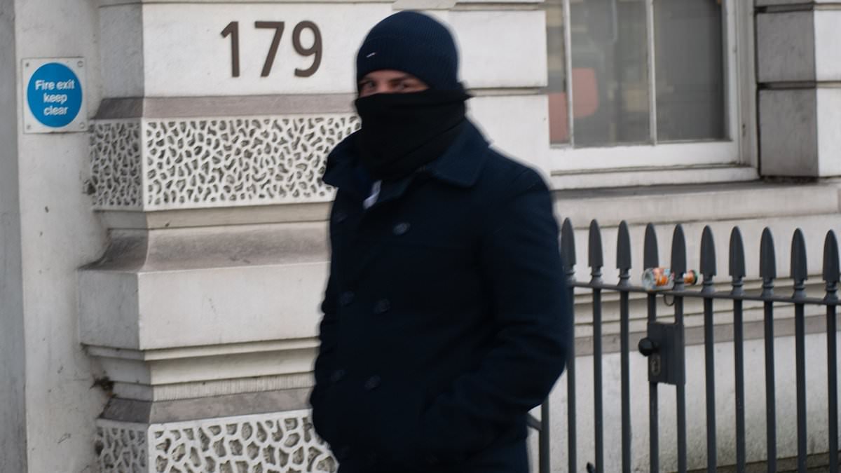 Five immigration officers stole 'hundreds of thousands' in cash and possessions from small boats migrants being processed at Dover, court hears