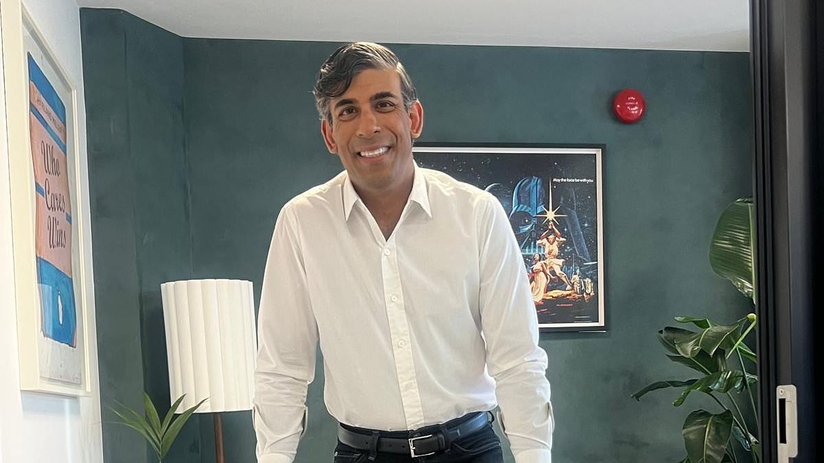 Rishi Sunak posts photo of himself on crutches after 'showing off to his daughters' while skiing over Easter holidays