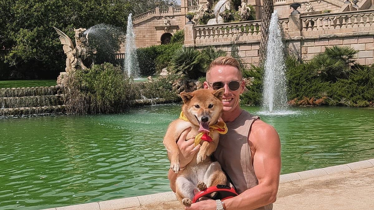 Man commutes 965 miles from Barcelona to London because it's 'much cheaper than living in the city'