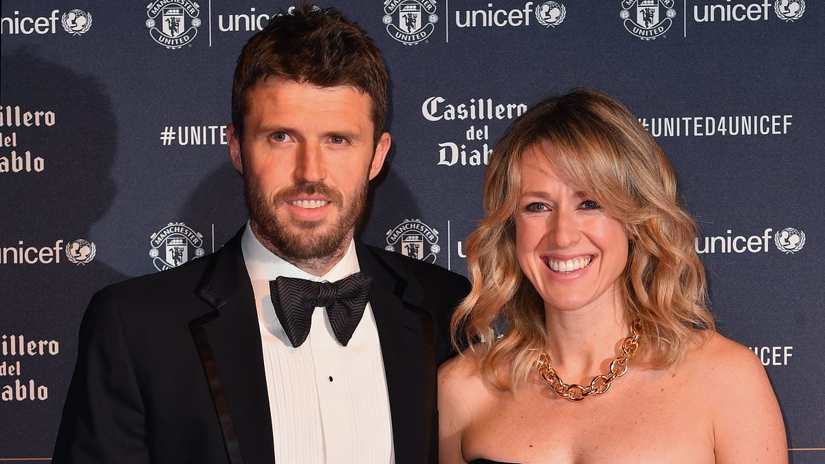 Michael Carrick's wife called Roy Keane a '****' while her husband hid depression and had secret heart surgery - now Jose Mourinho's quiet student could be new Man United boss